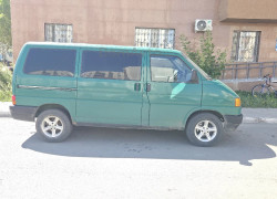 Volkswagen Transporter 1993 года