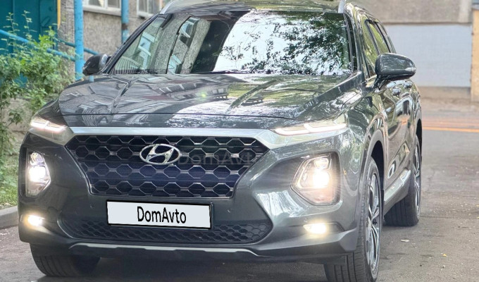 Hyundai Santa Fe 2020 года