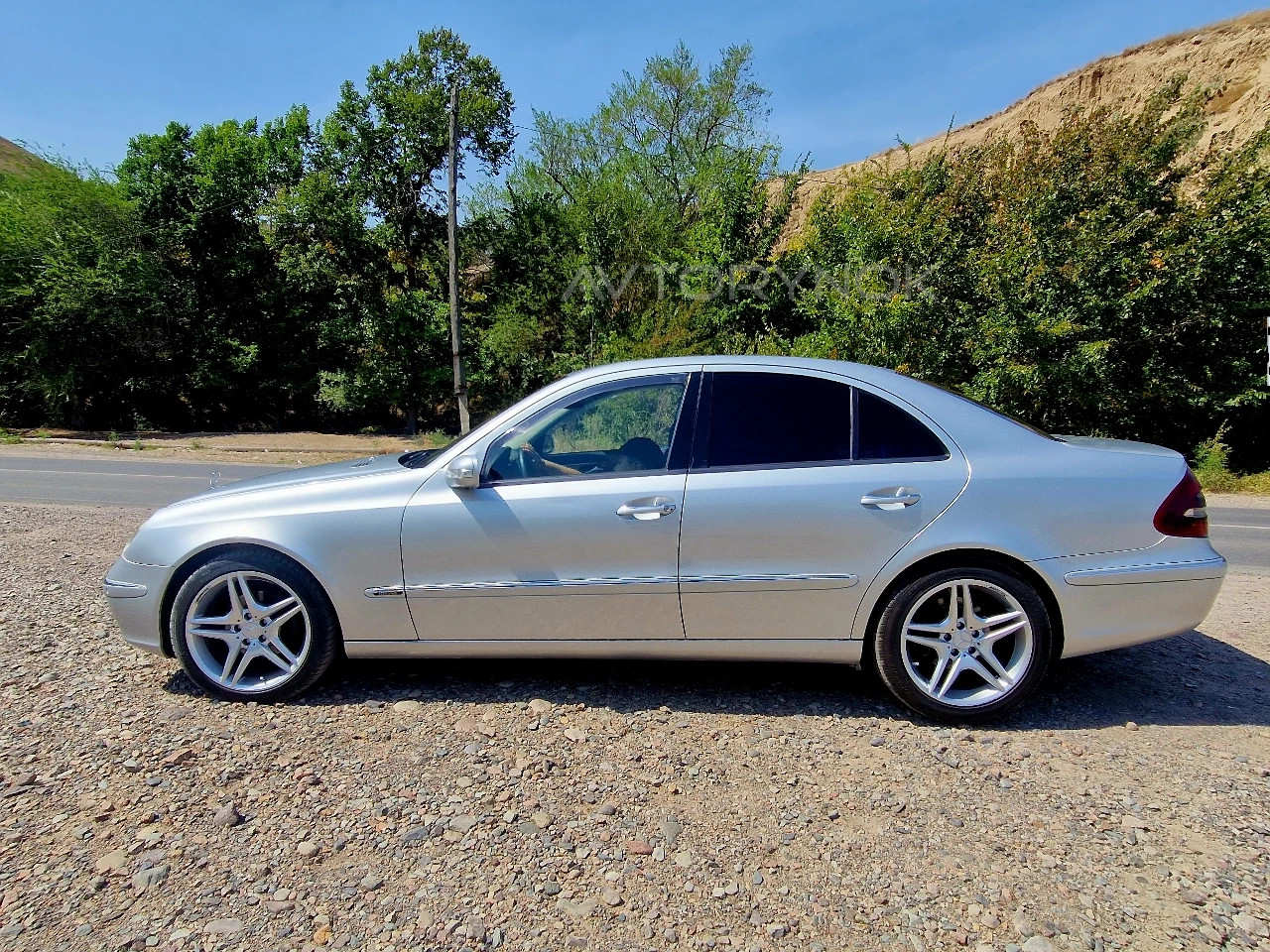 Mercedes-Benz E-Class, 2002