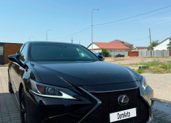 Lexus ES 2023 года