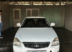 ВАЗ (Lada) Priora 2013 года