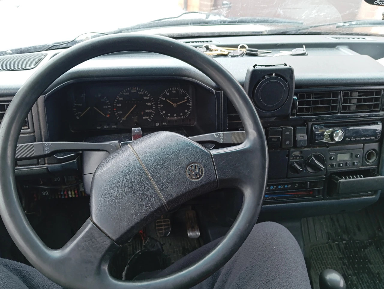 Volkswagen Caravelle, 1993