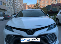 Toyota Camry 2019 года