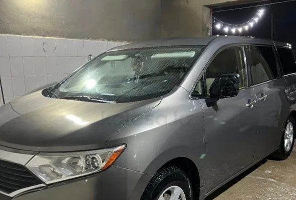 Nissan Quest 2014 года