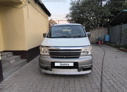 Nissan Elgrand 1998 года