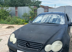 Mercedes-Benz C-Класс 2003 года