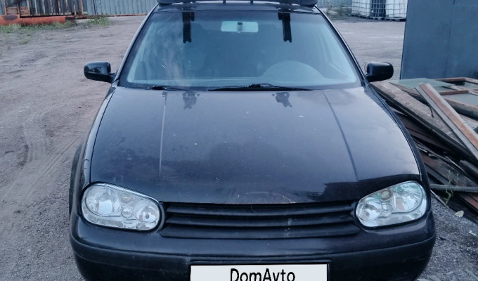 Volkswagen Golf 1999 года