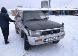 Toyota Hilux Surf 1992 года