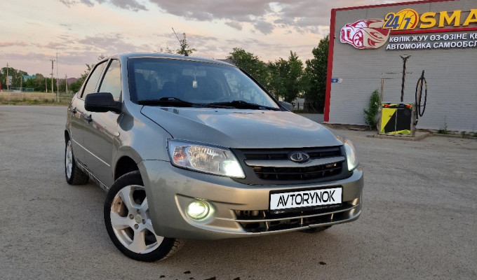 ВАЗ (Lada) Granta 2012 года