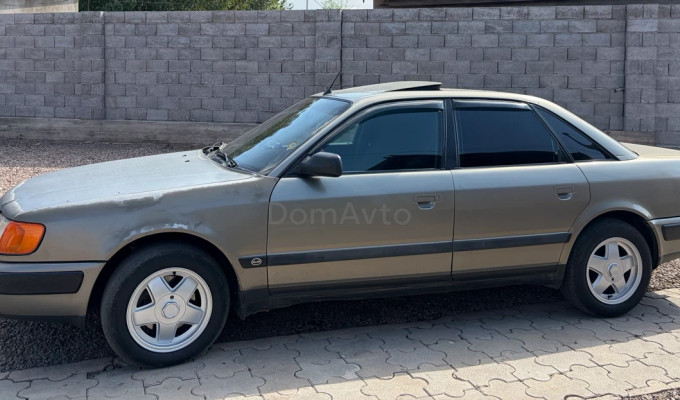 Audi 100 1991 года