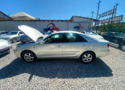 Toyota Camry 2004 года