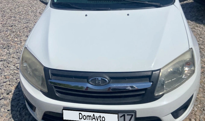 ВАЗ (Lada) Granta 2013 года