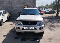 Mitsubishi Montero Sport 2003 года