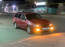 Toyota Carina E 1993 года