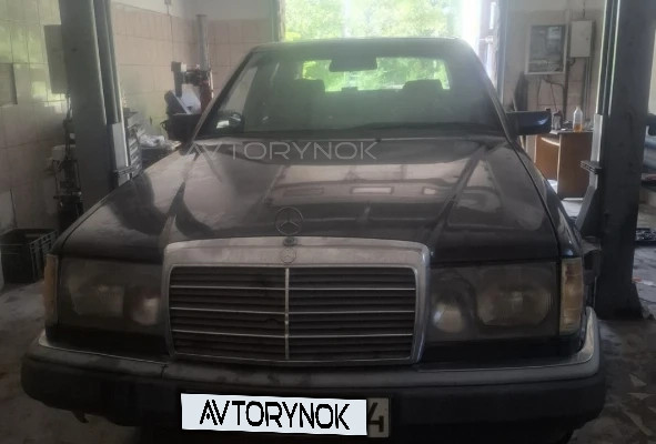 Mercedes-Benz E-Класс 1992 года