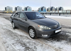 Toyota Camry 2003 года