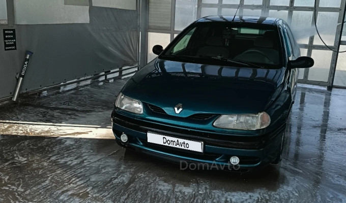 Renault Laguna 1998 года
