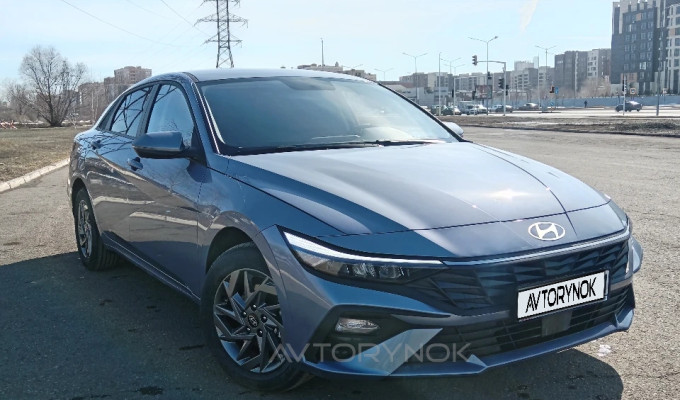 Hyundai Elantra 2025 года