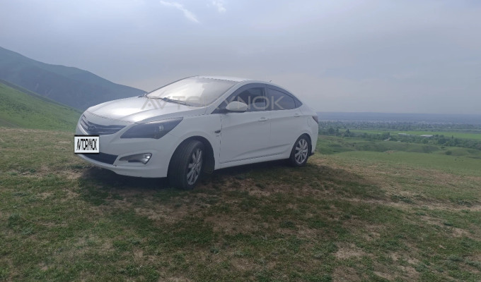 Hyundai Accent 2015 года