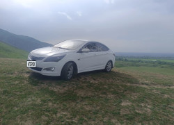 Hyundai Accent 2015 года
