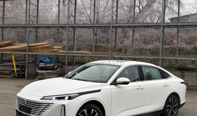 Changan Eado 2025 года