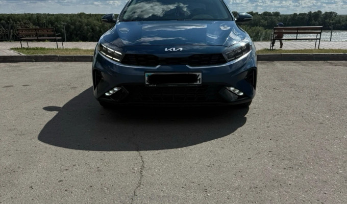 Kia Cerato 2023 года