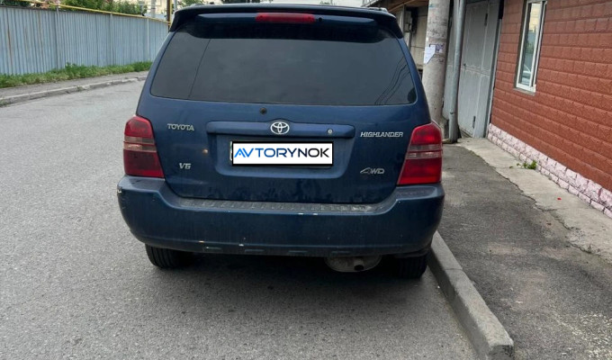 Toyota Highlander 2001 года