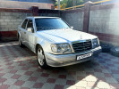 Mercedes-Benz E-Класс 1993 года