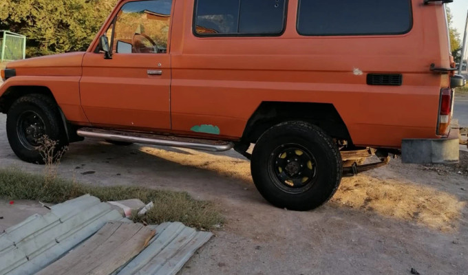 Toyota Land Cruiser Prado 1992 года
