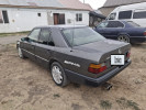 Mercedes-Benz E-Класс 1990 года