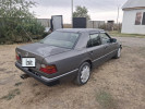 Mercedes-Benz E-Класс 1990 года