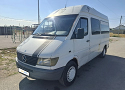 Mercedes-Benz Sprinter 1995 года
