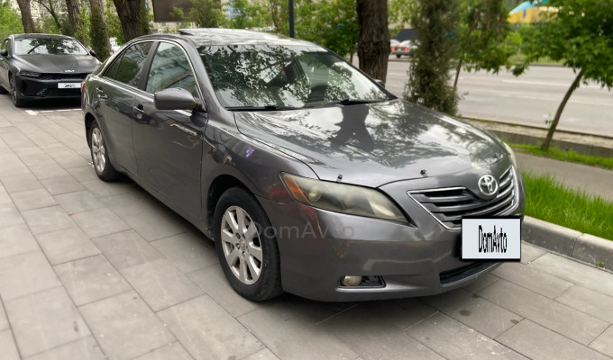 Toyota Camry 2007 года