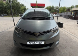 Toyota Estima 2008 года