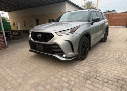 Toyota Highlander 2023 года
