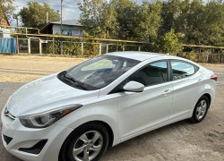 Hyundai Elantra 2015 года