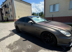 Mercedes-Benz CLS-Класс 2004 года