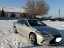 Lexus ES 2019 года