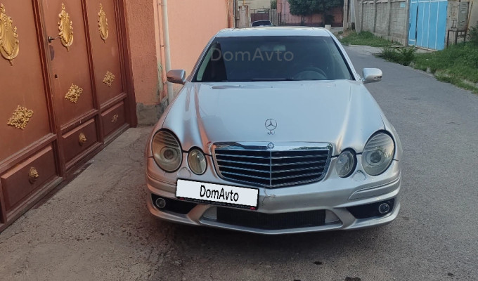 Mercedes-Benz E-Класс 2006 года