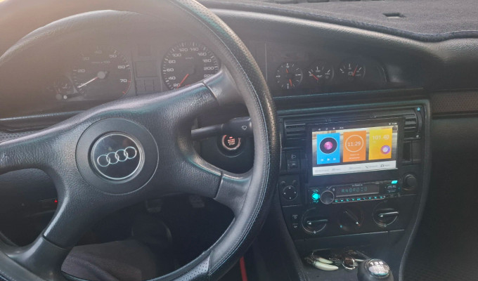 Audi 100 1993 года