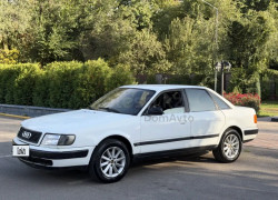 Audi 100 1992 года