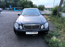 Mercedes-Benz E-Класс 2003 года