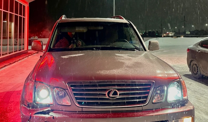 Lexus LX 1998 года
