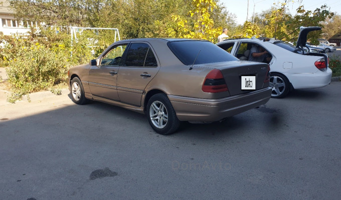 Mercedes-Benz C-Класс 1994 года