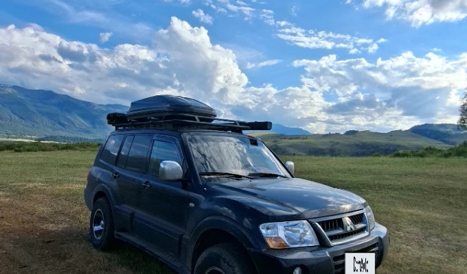 Mitsubishi Pajero 2005 года