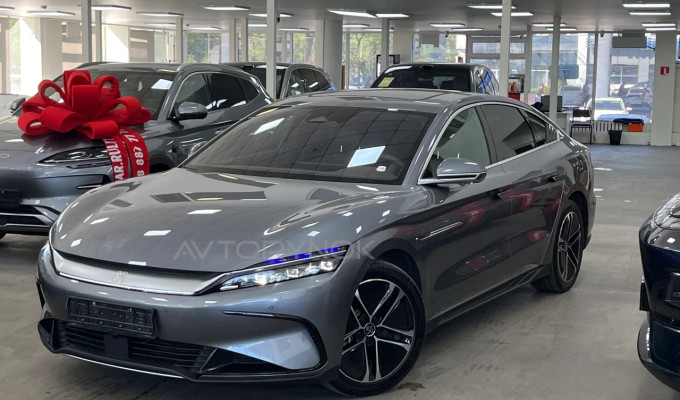 BYD Han 2023 года
