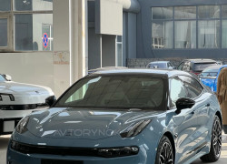 Zeekr 001 2025 года