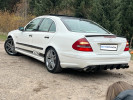 Mercedes-Benz E-Класс 2005 года