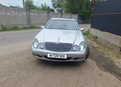 Mercedes-Benz E-Класс 2002 года