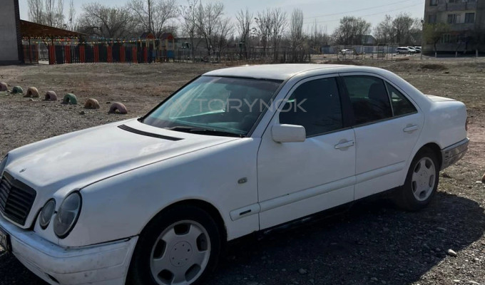 Mercedes-Benz E-Класс 1997 года